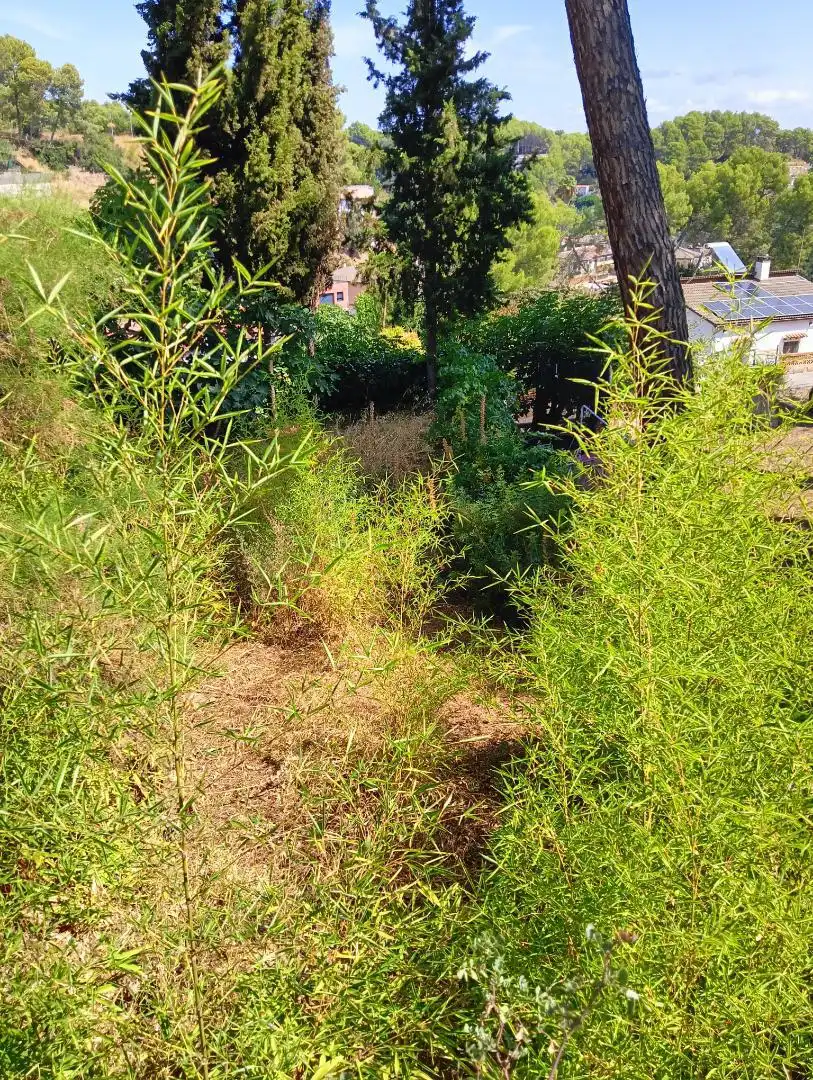 Jardín de Terreno en venta en Rubí