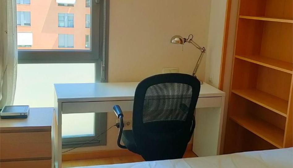 Flat to share in Calle de Santiso, 15, Las Tablas, Madrid - image 1 Photo 1 of Flat to share in Calle de Santiso, 15, Las Tablas, Madrid