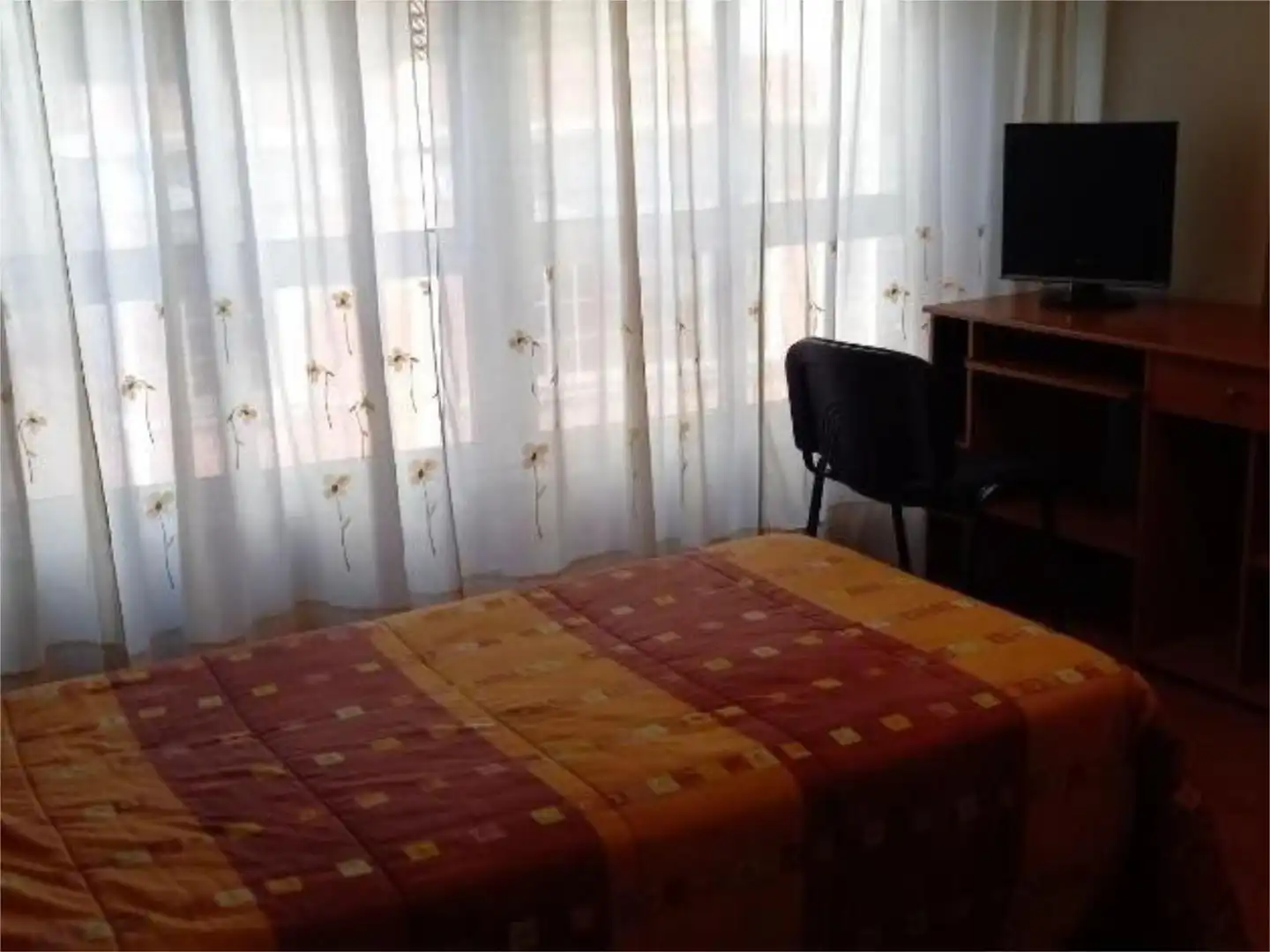 Flat for rent in Avenida Vigo, 165, Plaza de España