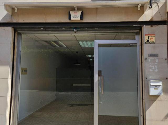Local comercial en Alquiler en Avinguda 310, 1 en Muntanyeta