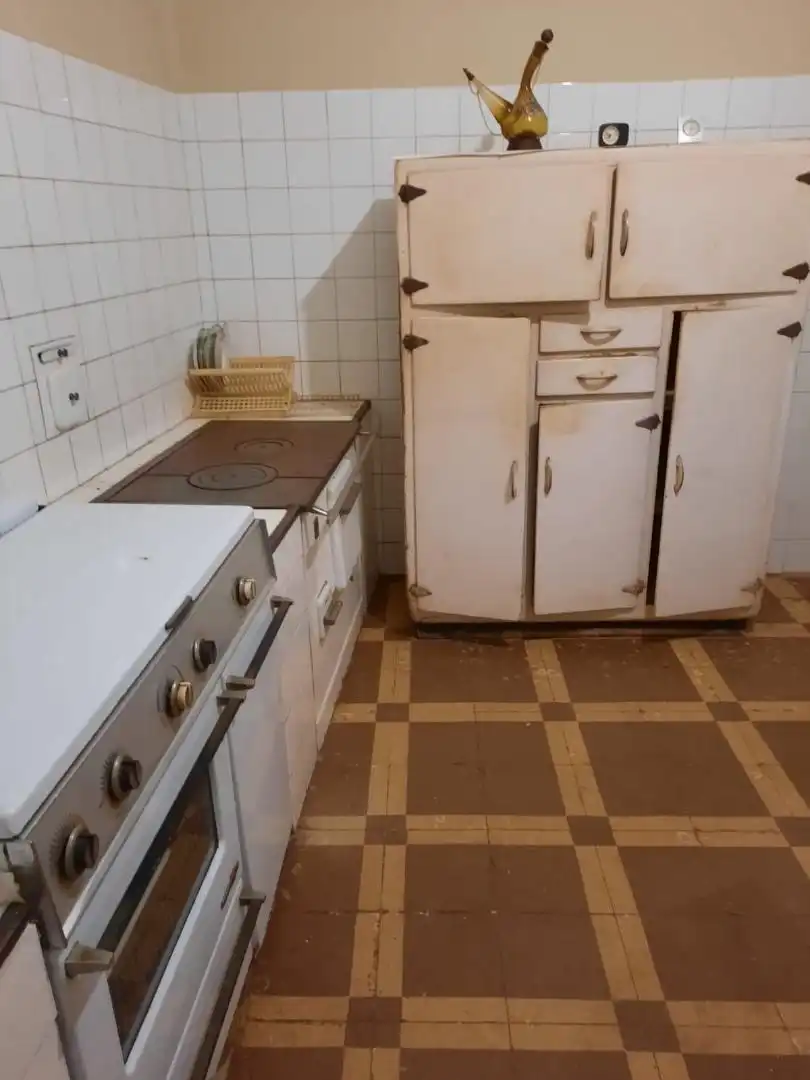 Finca rústica en venda a Calle Principal, 4, Villadangos del Páramo Cuina de Finca rústica en venda en Villadangos del Páramo amb Forn i Rentadora