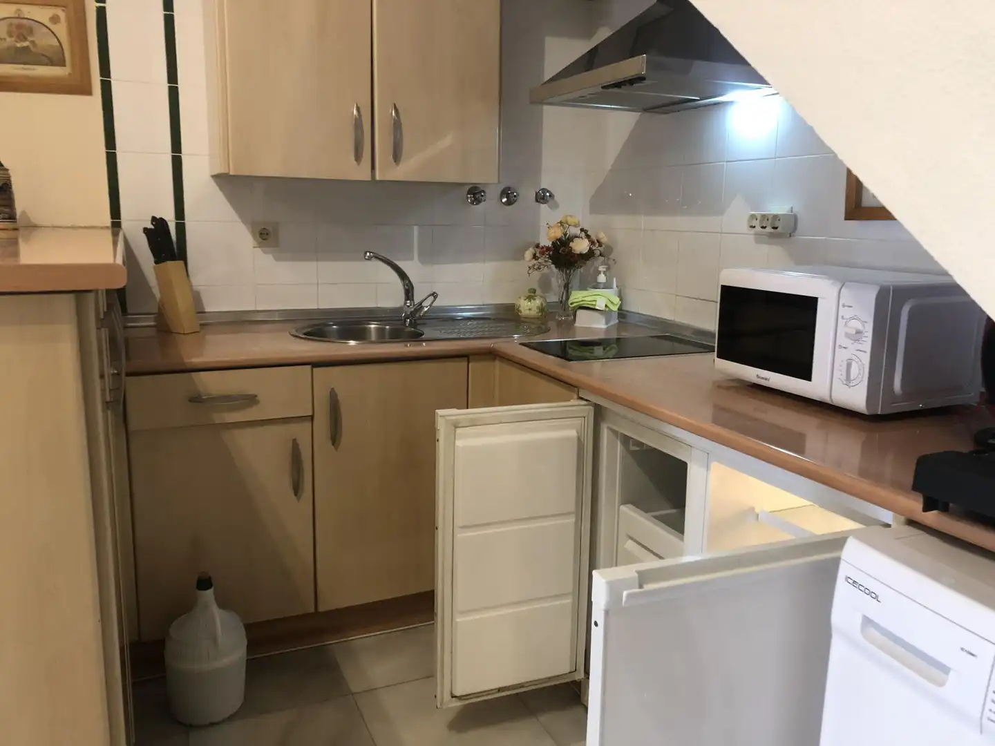 Piso de alquiler en Calle Tartaneros, 2, Centro - Calzada - Cabo Noval Cocina de Piso de alquiler en Sanlúcar de Barrameda con Calefacción, Parquet y Amueblado