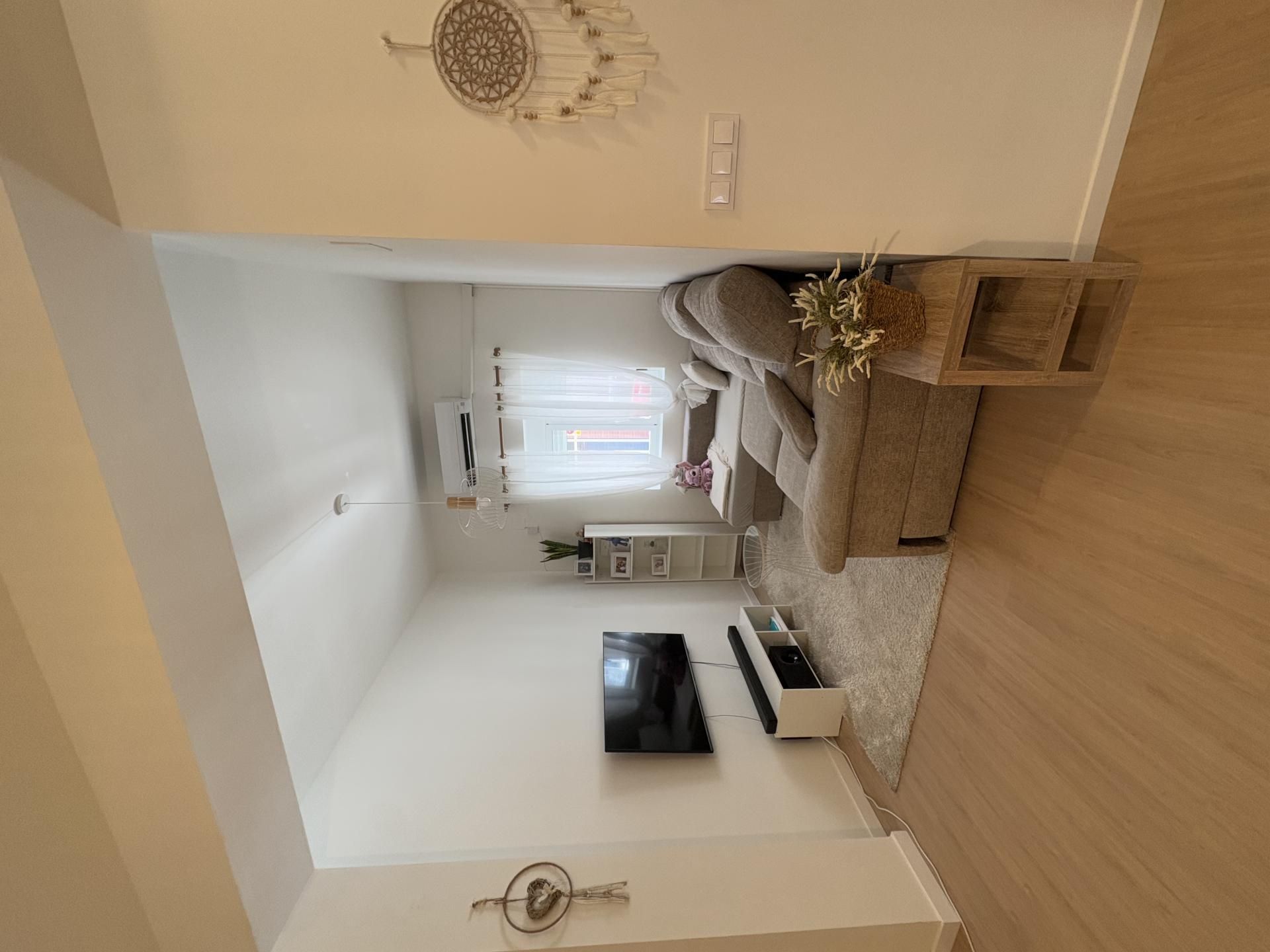 Living room of Flat for sale in Alicante / Alacant  with Air Conditioner, Heating and Parquet flooring