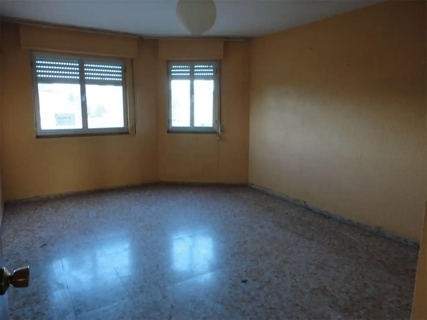 Flat for rent in Avenida la Martina, 79, Flores de Sil - La Placa