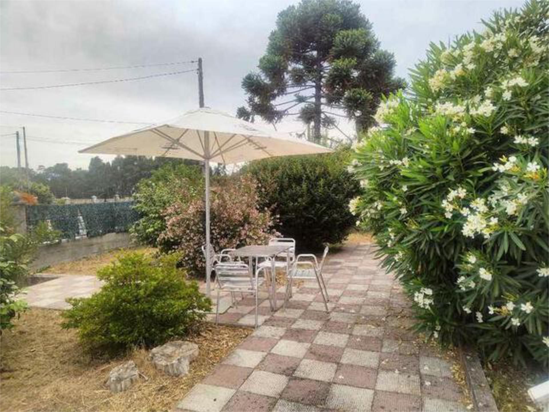 Terrassa de Apartament de lloguer en Vilanova de Arousa amb Jardí privat, Terrassa i Moblat