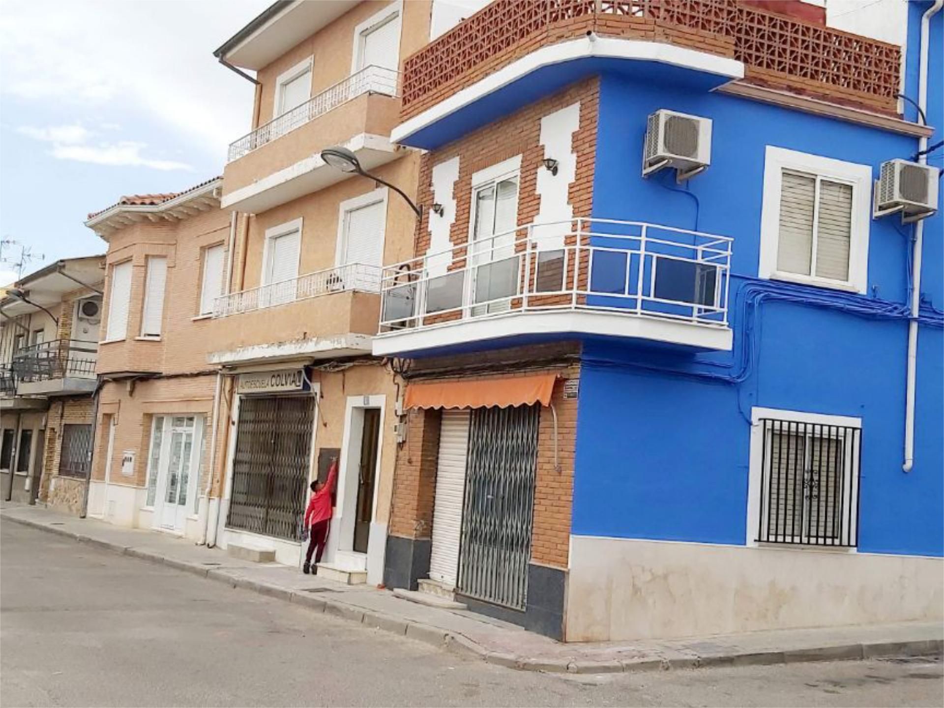 Vista exterior de Casa adosada en venta en Villaconejos con Aire acondicionado, Terraza y Balcón
