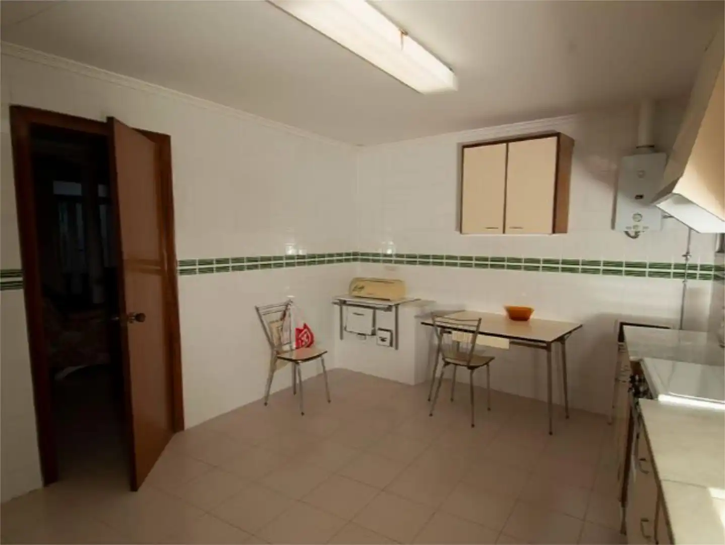 Casa adosada en venta en Calle Mayor, 26, Arcos de Jalón Cocina de Casa adosada en venta en Arcos de Jalón con Terraza, Trastero y Amueblado