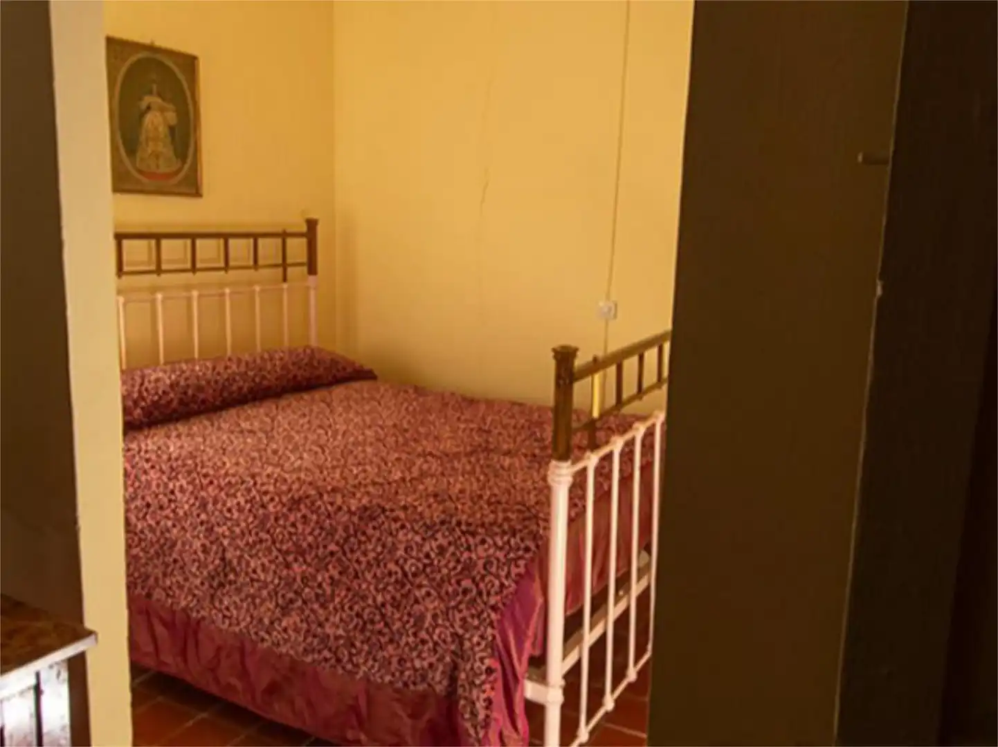 Casa adosada en venta en Calle Mayor, 26, Arcos de Jalón Habitación de Casa adosada en venta en Arcos de Jalón con Terraza, Trastero y Amueblado