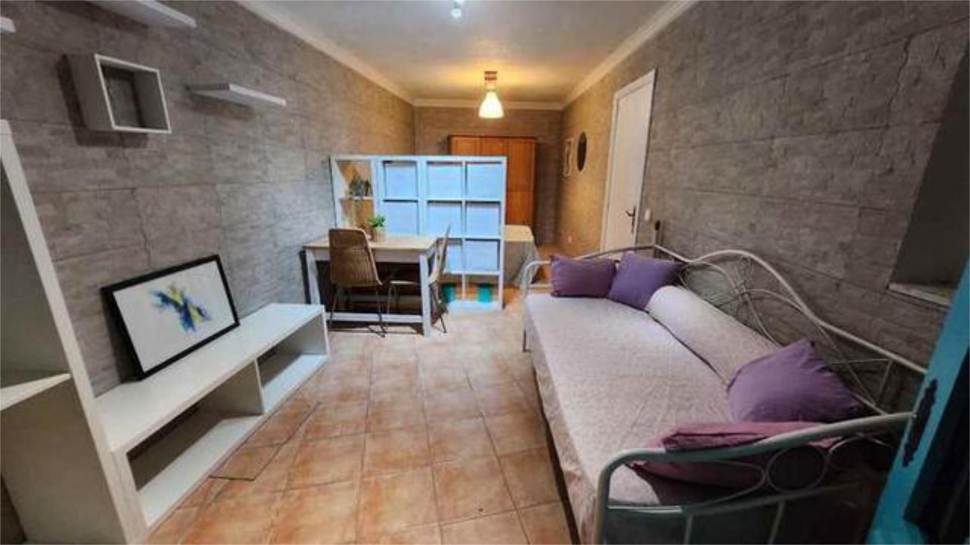 Bedroom of Study to rent in Andratx