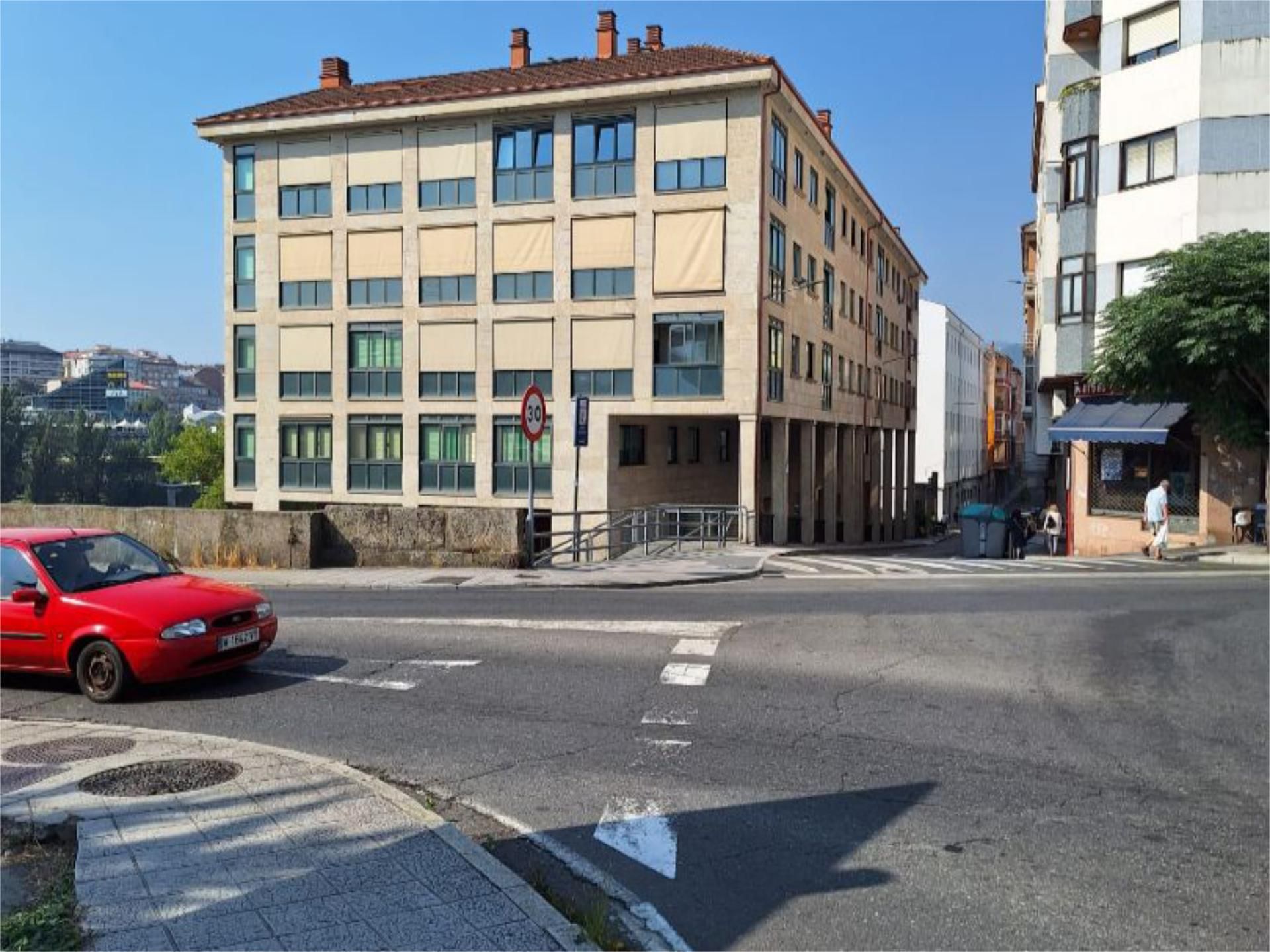 Garage to rent in Rúa Ribeira de Canedo, 44, A Ponte