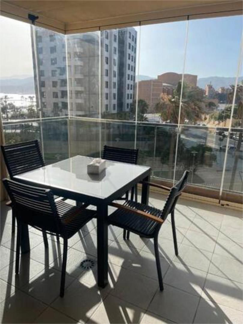 Terrassa de Pis de lloguer en  Almería Capital amb Calefacció, Jardí privat i Terrassa