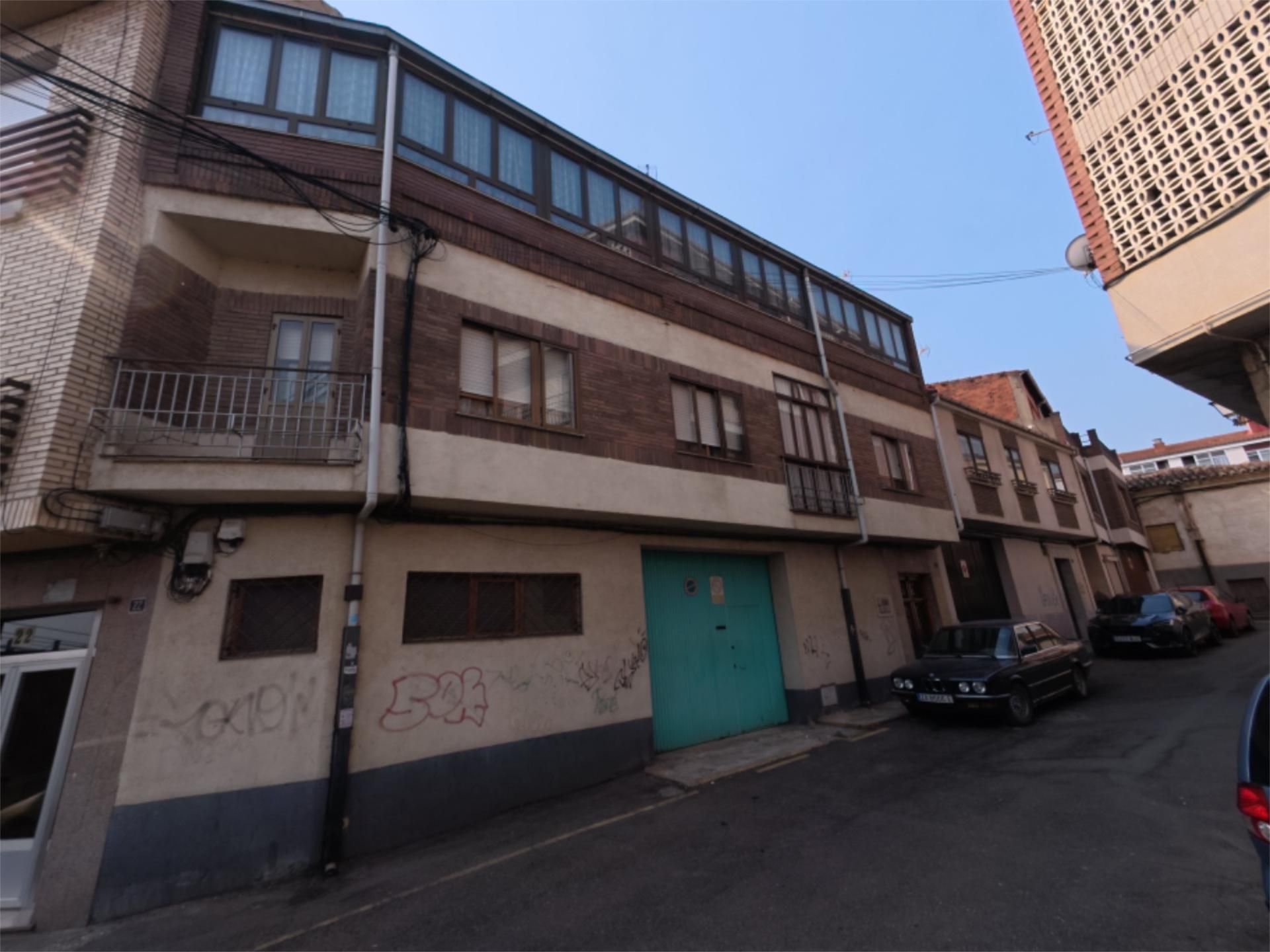 Casa o chalet en venta en Calle San Andrés, 1, Benavente Vista exterior de Casa o chalet en venta en Benavente con Calefacción, Terraza y Trastero