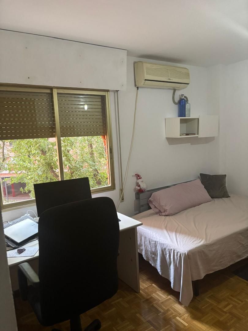 Bedroom of Flat to share in Tres Cantos  with Air Conditioner, Heating and Parquet flooring