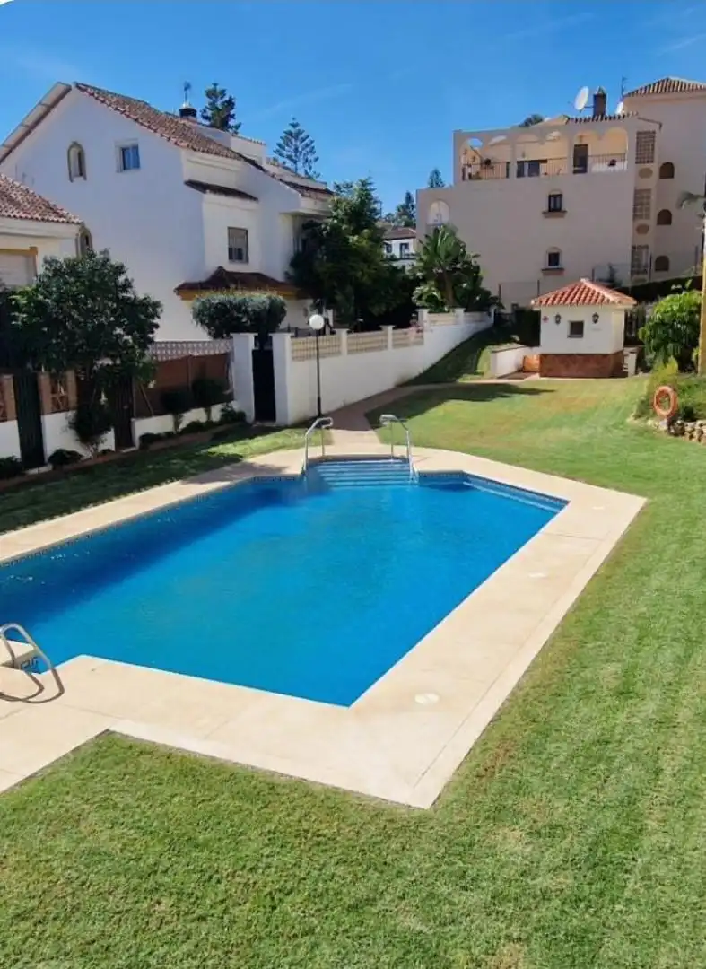 Casa adosada en venta en Urbanización la Sierrezuela, 1, Campo de Mijas Piscina de Casa adosada en venta en Mijas con Aire acondicionado, Terraza y Balcón