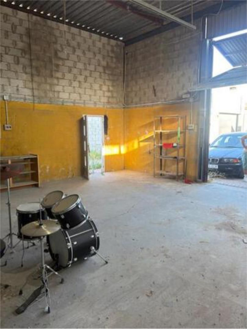 Industrial buildings to rent in Chiclana de la Frontera
