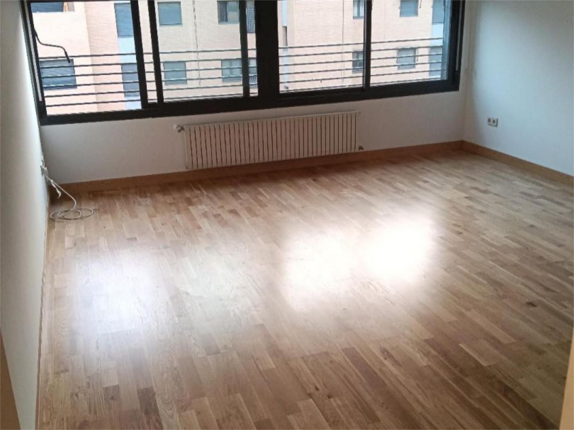 Bedroom of Flat to rent in  Madrid Capital  with Air Conditioner, Heating and Private garden