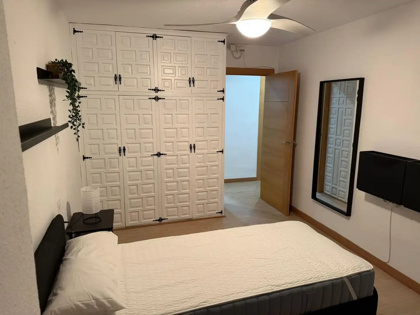 Room in Calle Marqués de la Ensenada, 2, Fígares Room in Calle Marqués de la Ensenada, 2, Fígares