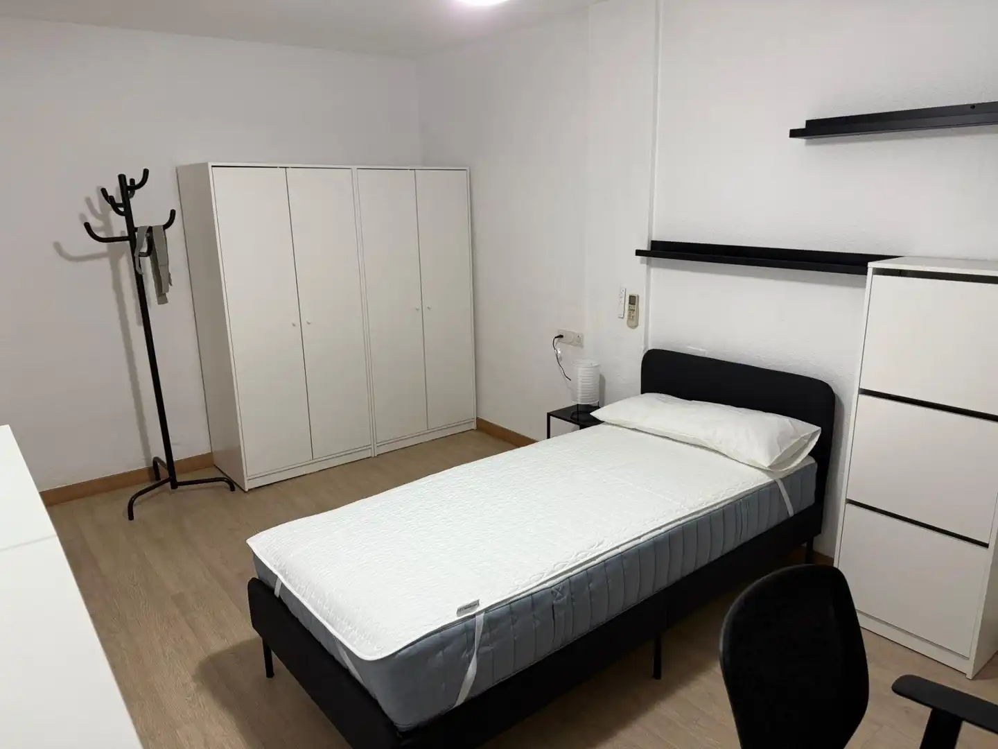 Room in Calle Marqués de la Ensenada, 2, Fígares Room in Calle Marqués de la Ensenada, 2, Fígares