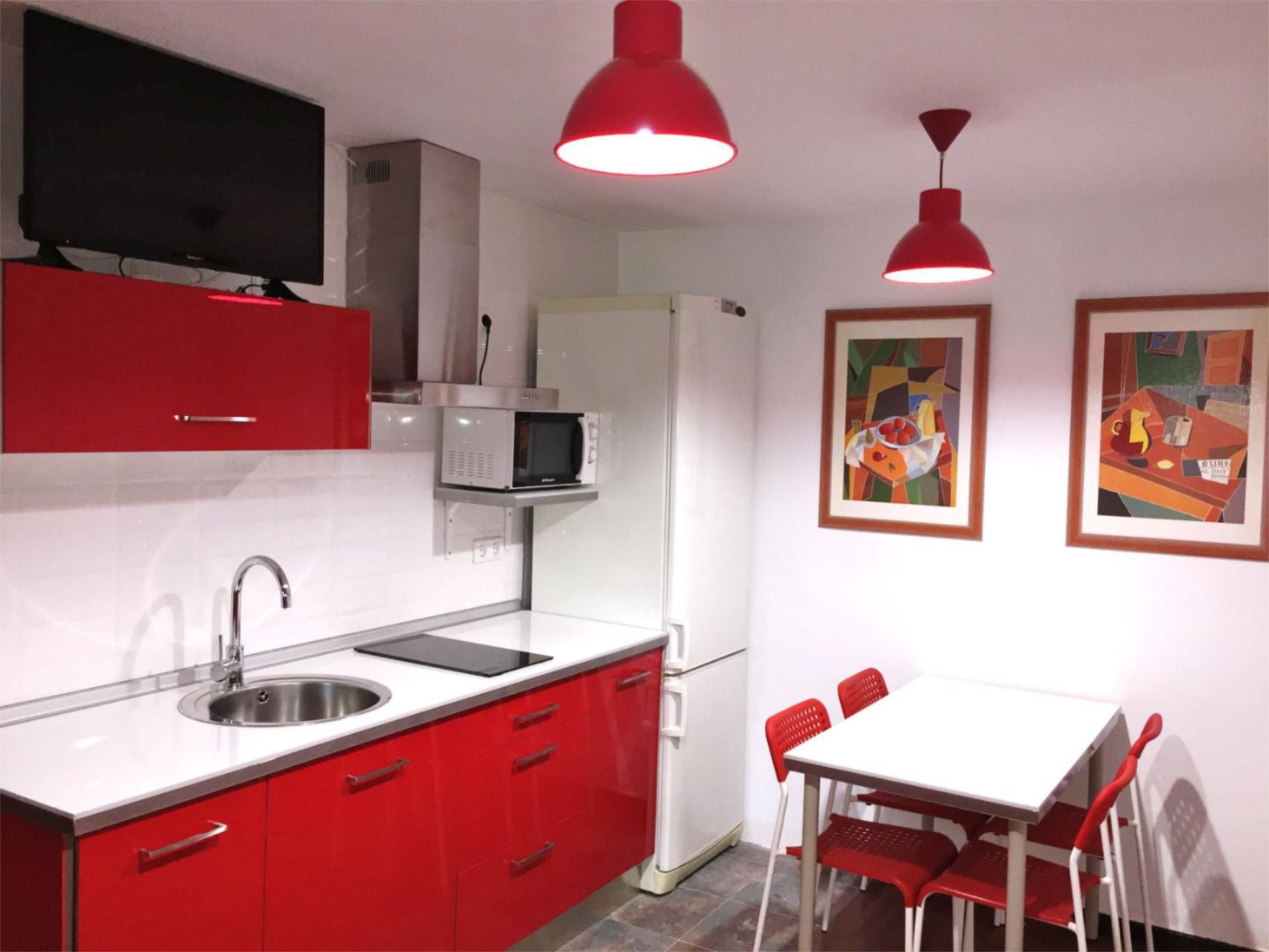 Cocina de Piso de alquiler en Castell-Platja d'Aro con Aire acondicionado, Parquet y Piscina