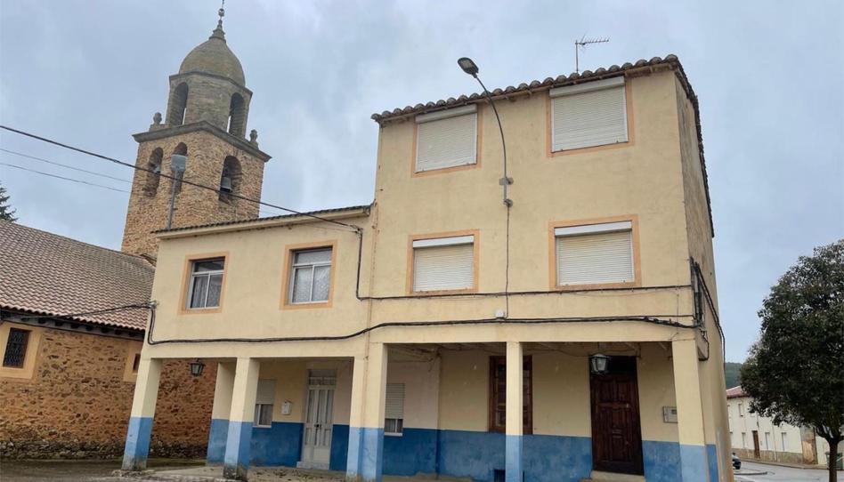 Foto 1 de Pis en venda a Plaza Mayor, 8, Alija del Infantado, León
