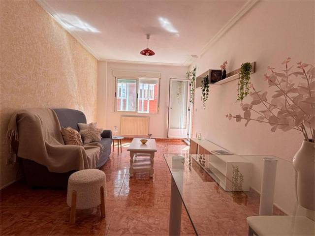 Piso en Venta en Calle San Antonio, 1 en Carbajosa de la Sagrada