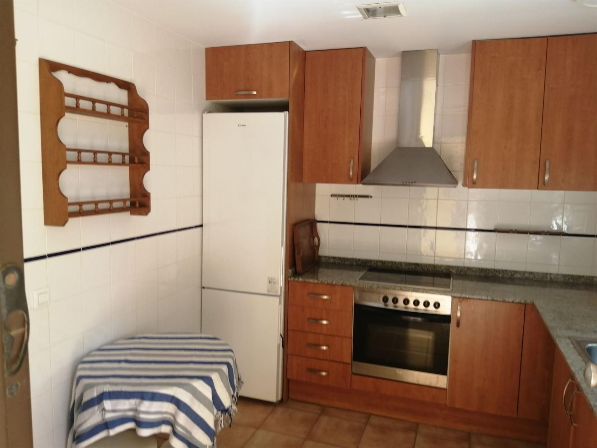 Cuina de Casa adosada en venda en Alcalà de Xivert amb Aire condicionat, Calefacció i Jardí privat