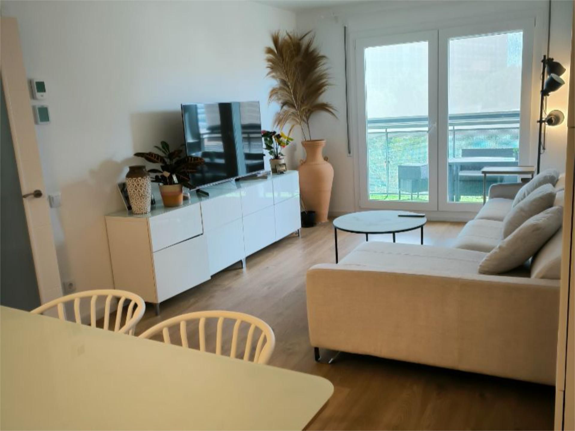 Living room of Flat for sale in  Barcelona Capital  with Air Conditioner, Heating and Parquet flooring