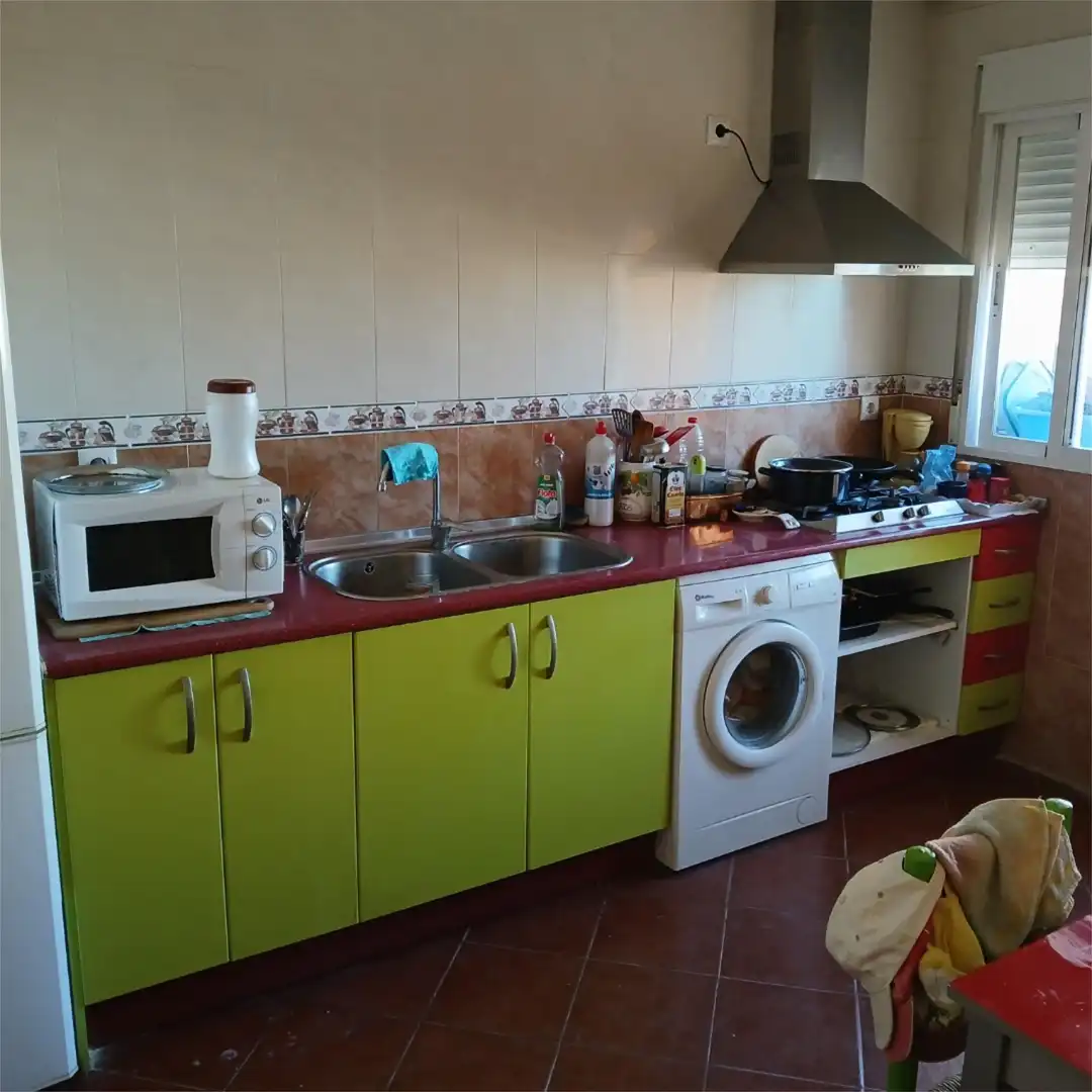 Casa adosada en venta en Calle Hernández Gil, 22, La Coronada Cocina de Casa adosada en venta en La Coronada con Calefacción, Jardín privado y Terraza