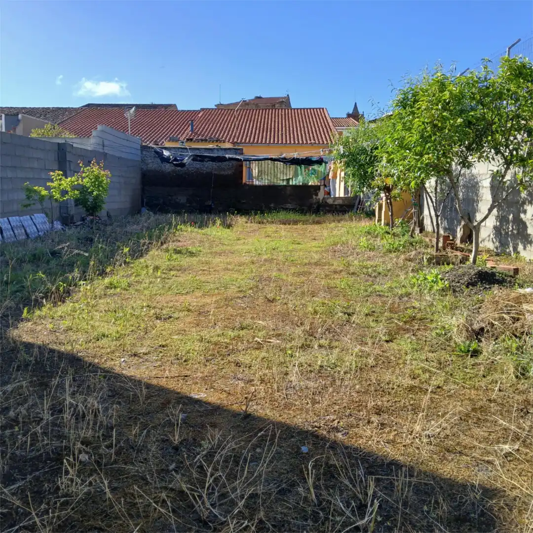 Casa adosada en venta en Calle Hernández Gil, 22, La Coronada Casa adosada en venta en La Coronada con Calefacción, Jardín privado y Terraza