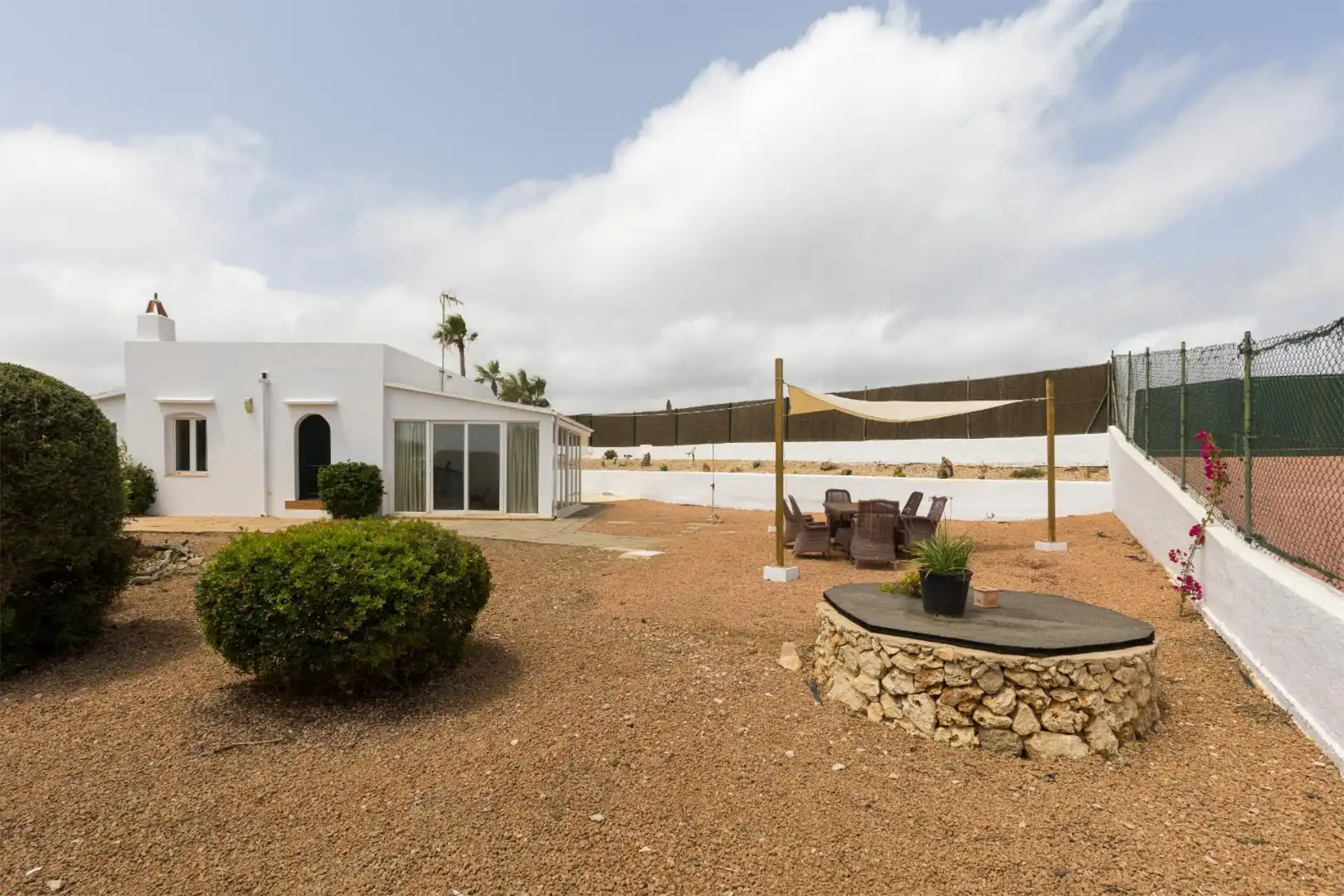 Pis en venda a Carrer de la Goleta, 53, Cala Llonga - Sa Mesquida Vista exterior de Pis en venda en Maó amb Aire condicionat, Jardí privat i Terrassa