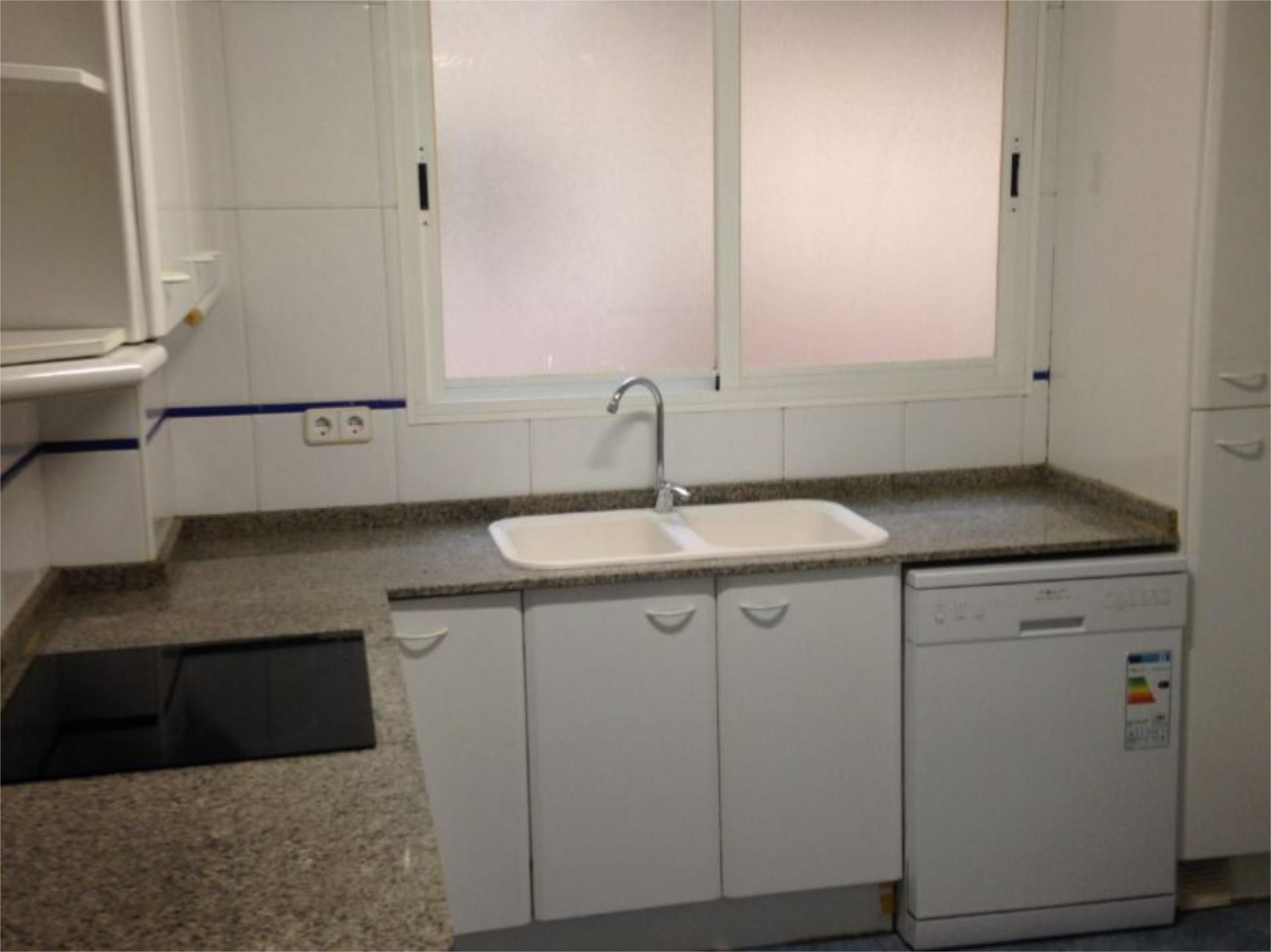 Kitchen of Flat for sale in  Lleida Capital  with Air Conditioner, Heating and Parquet flooring