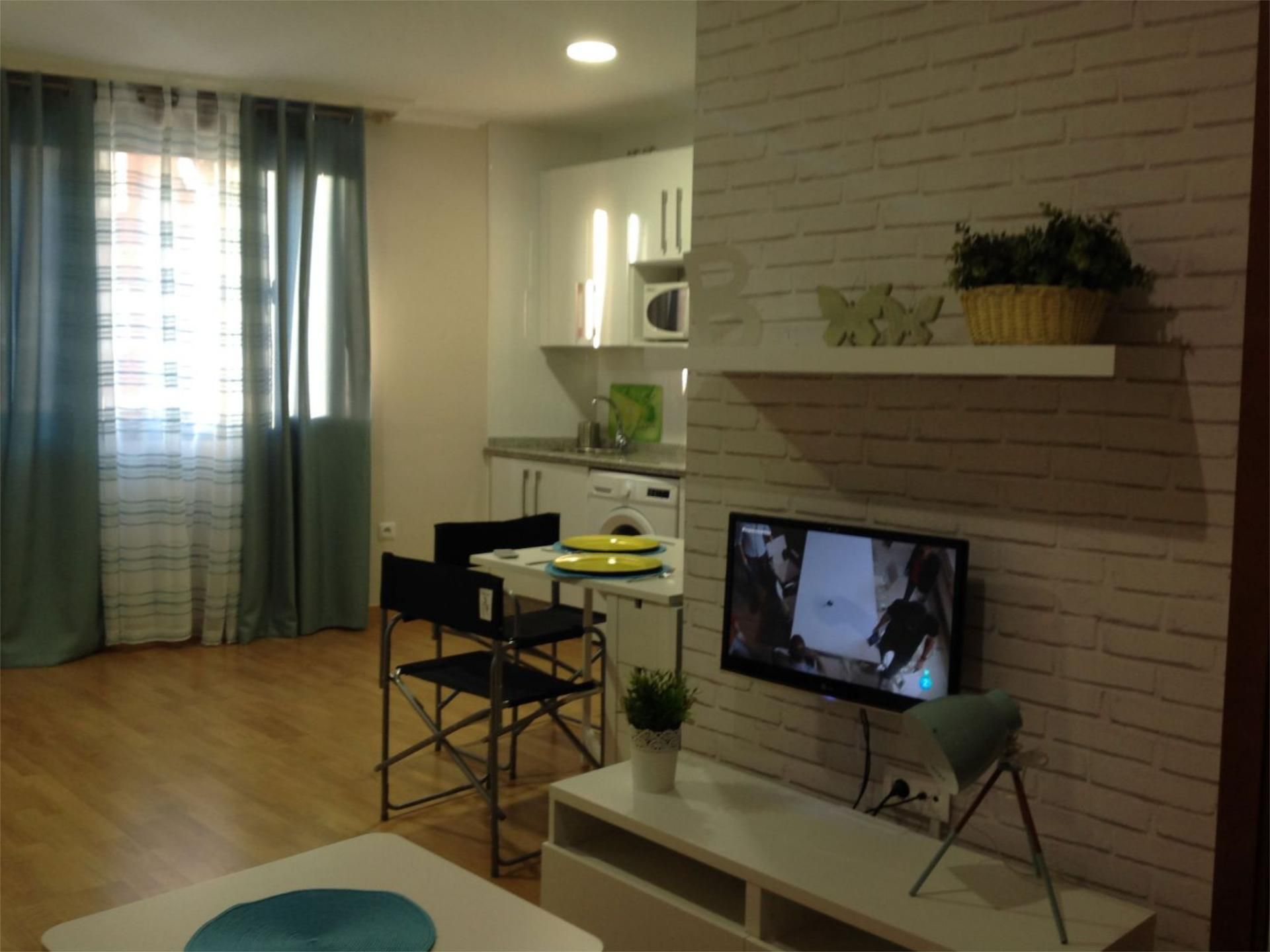 Schlafzimmer von Wohnung miete in Don Benito mit Klimaanlage, Parkett und Möbliert