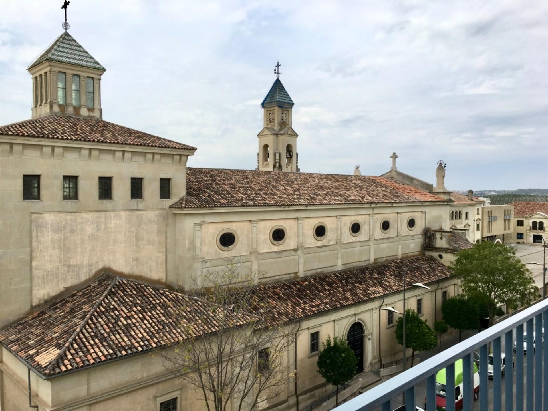 Exterior view of Flat to share in Úbeda  with Parquet flooring, Furnished and Balcony