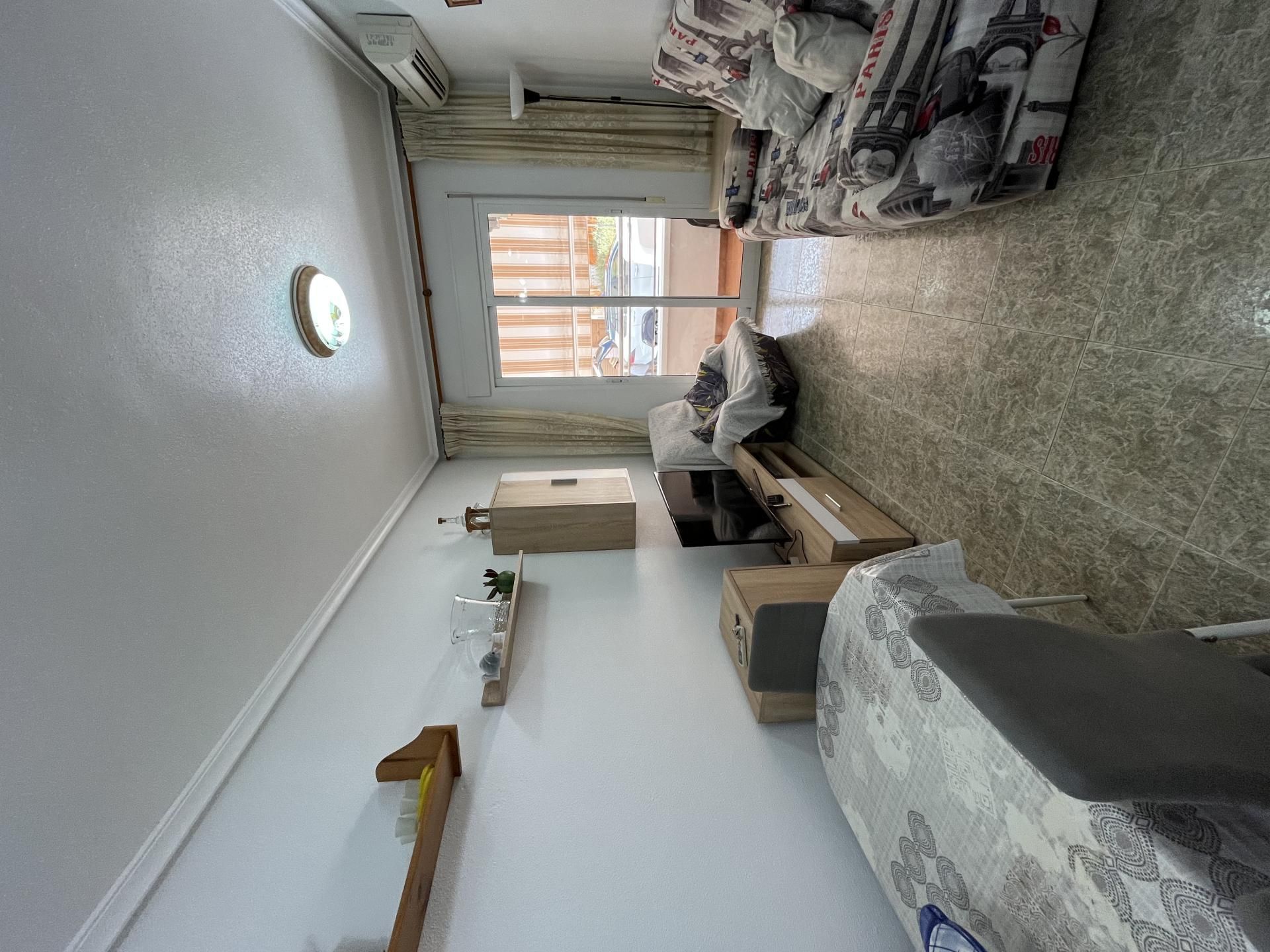 Bedroom of Flat for sale in Torrevieja  with Air Conditioner and Balcony