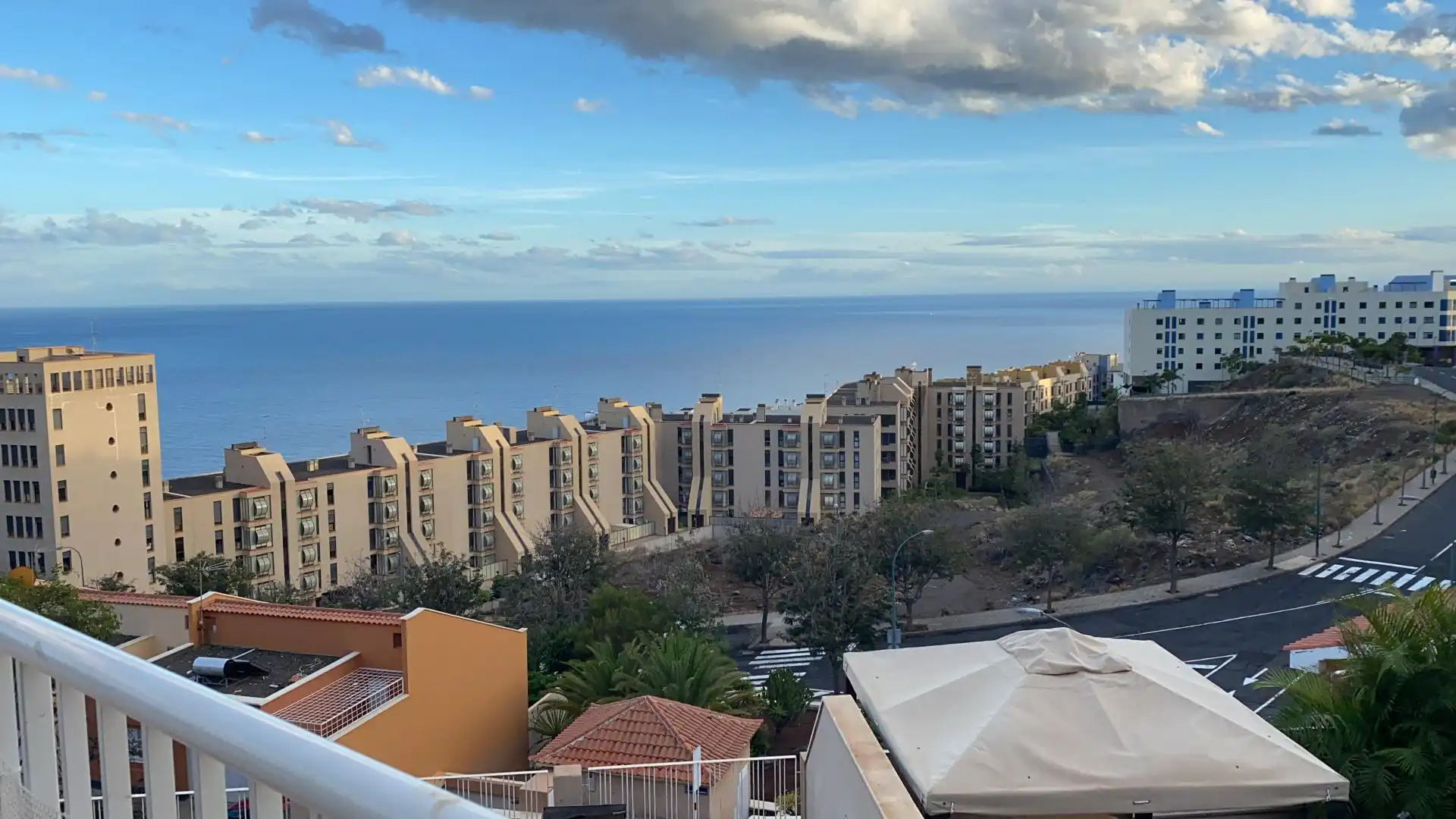 Room in Calle Ayoze, 4, Acorán Exterior view of Houses for share in Santa Cruz de Tenerife with Private garden, Terrace and Balcony