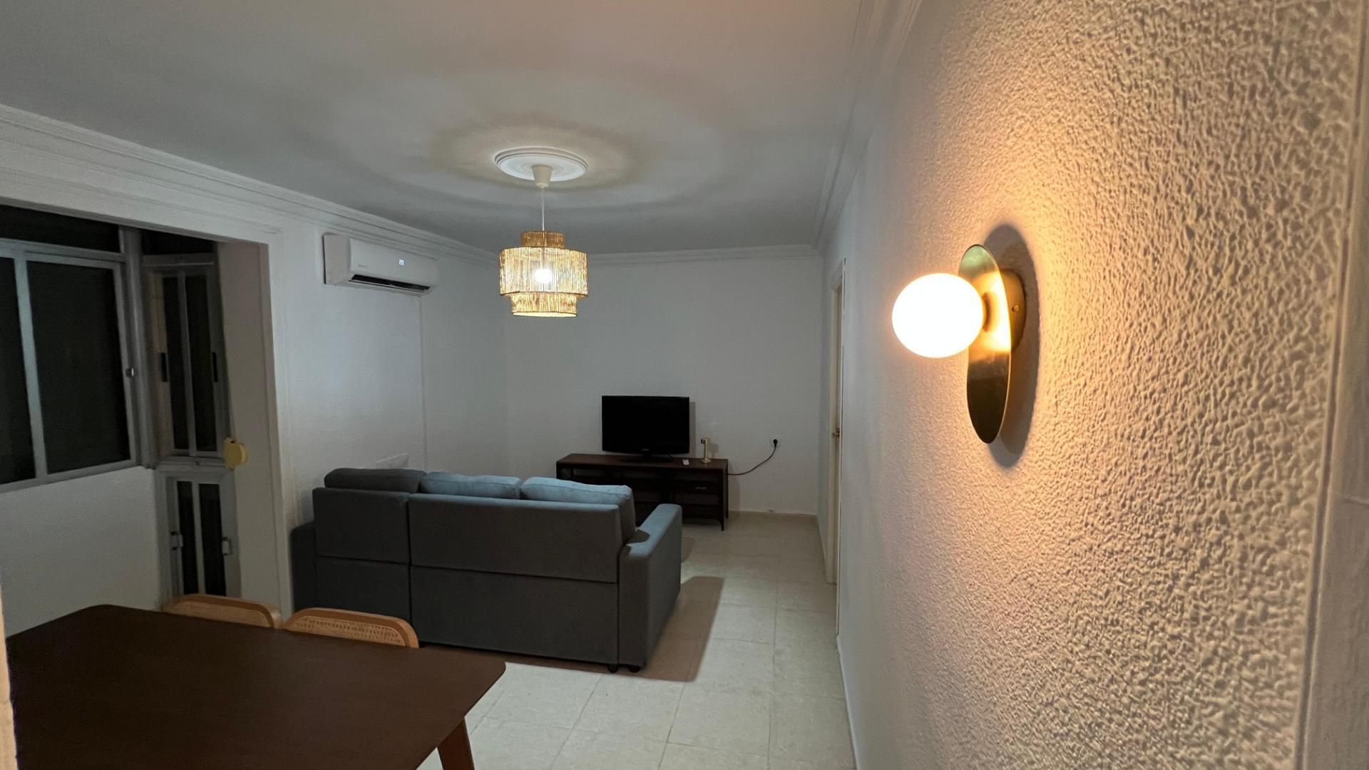 Living room of Flat to rent in  Sevilla Capital  with Air Conditioner, Furnished and Washing machine