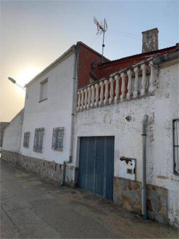 Casa-chalet en Venta en Calvarrasa de Arriba