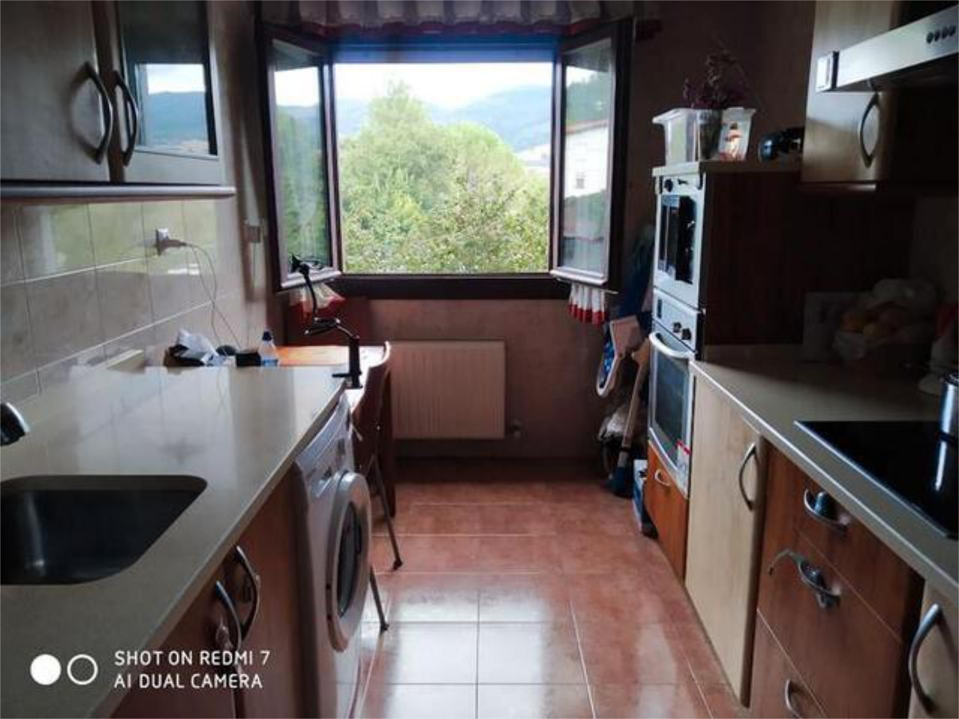 Kitchen of Flat for sale in Urduña / Orduña  with Heating, Terrace and Furnished