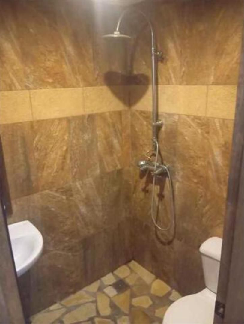 Baño de Estudio para compartir en Los Guájares