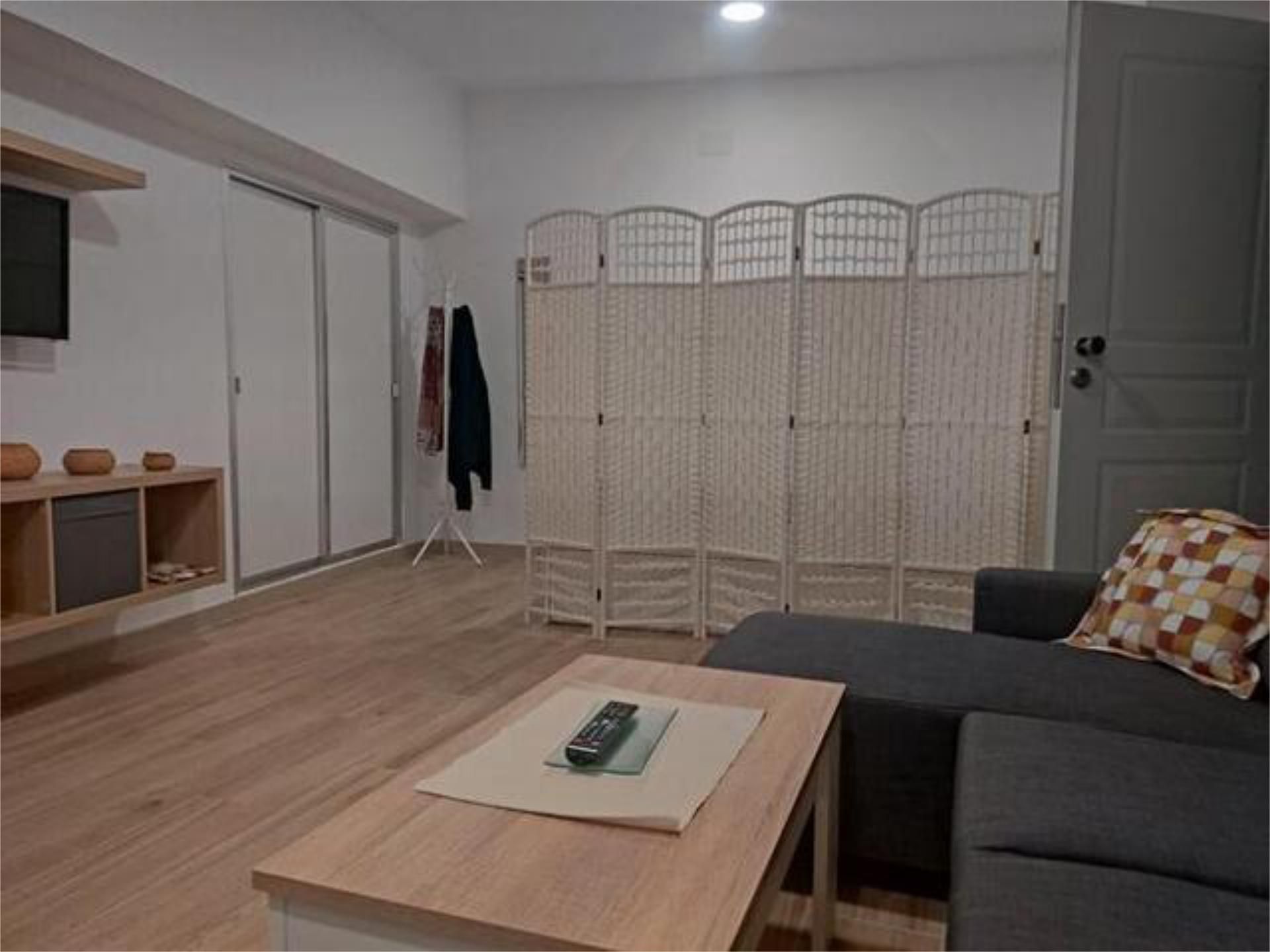 Estudi de lloguer en Sanlúcar la Mayor amb Moblat