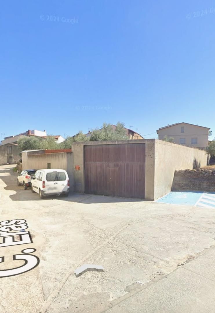Parking of Industrial buildings for sale in Gargüera