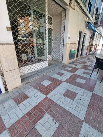 Local comercial en Alquiler en Avenida Iberoamérica, 23 en Alcalá la Real