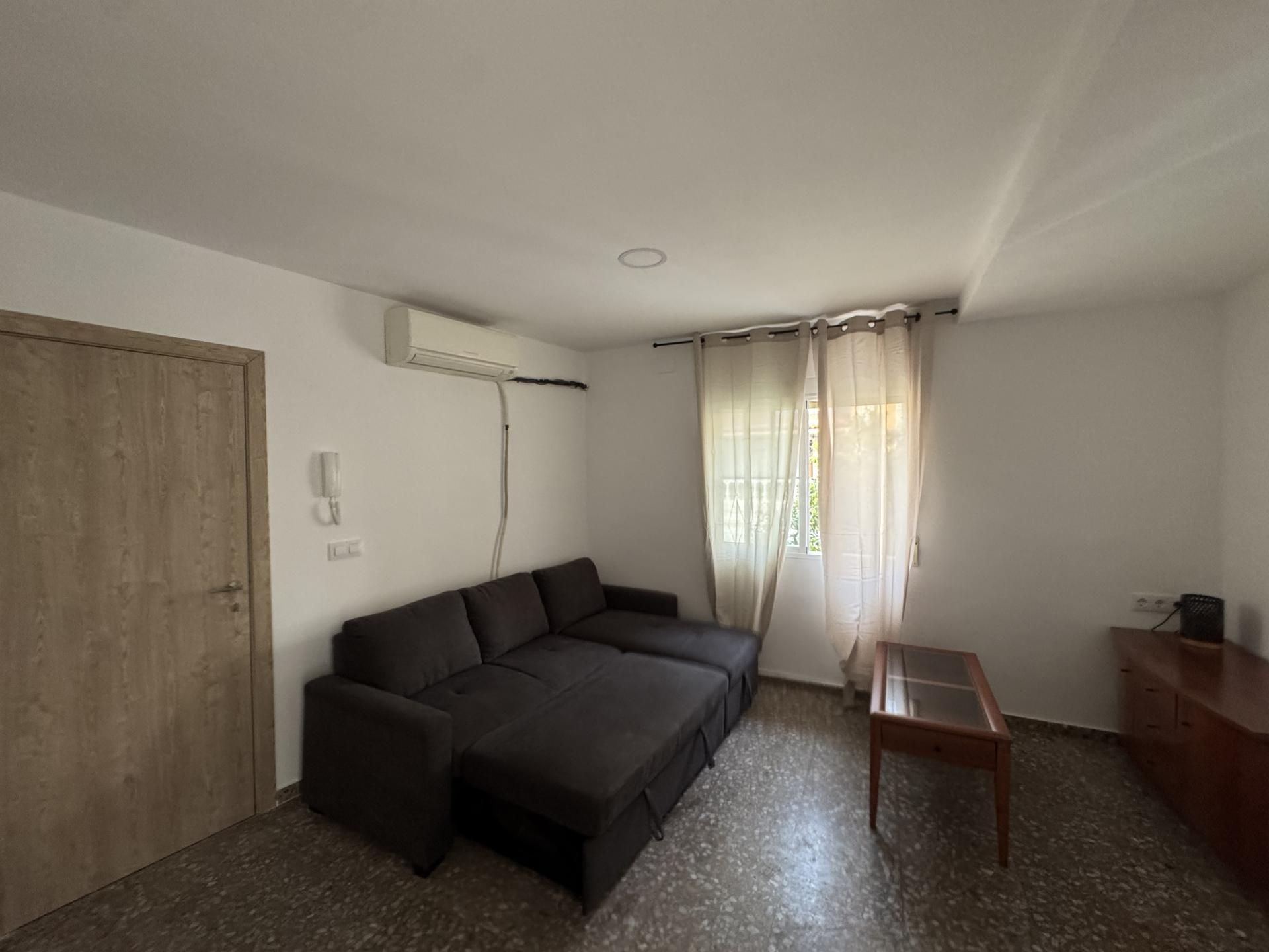 Living room of Flat to rent in  Córdoba Capital  with Air Conditioner, Heating and Parquet flooring