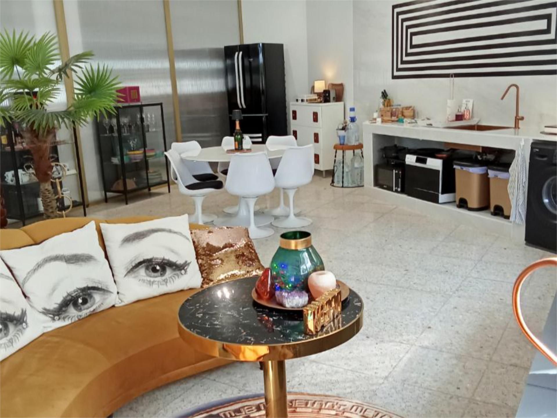 Sala d'estar de Casa adosada en venda en Adeje amb Terrassa