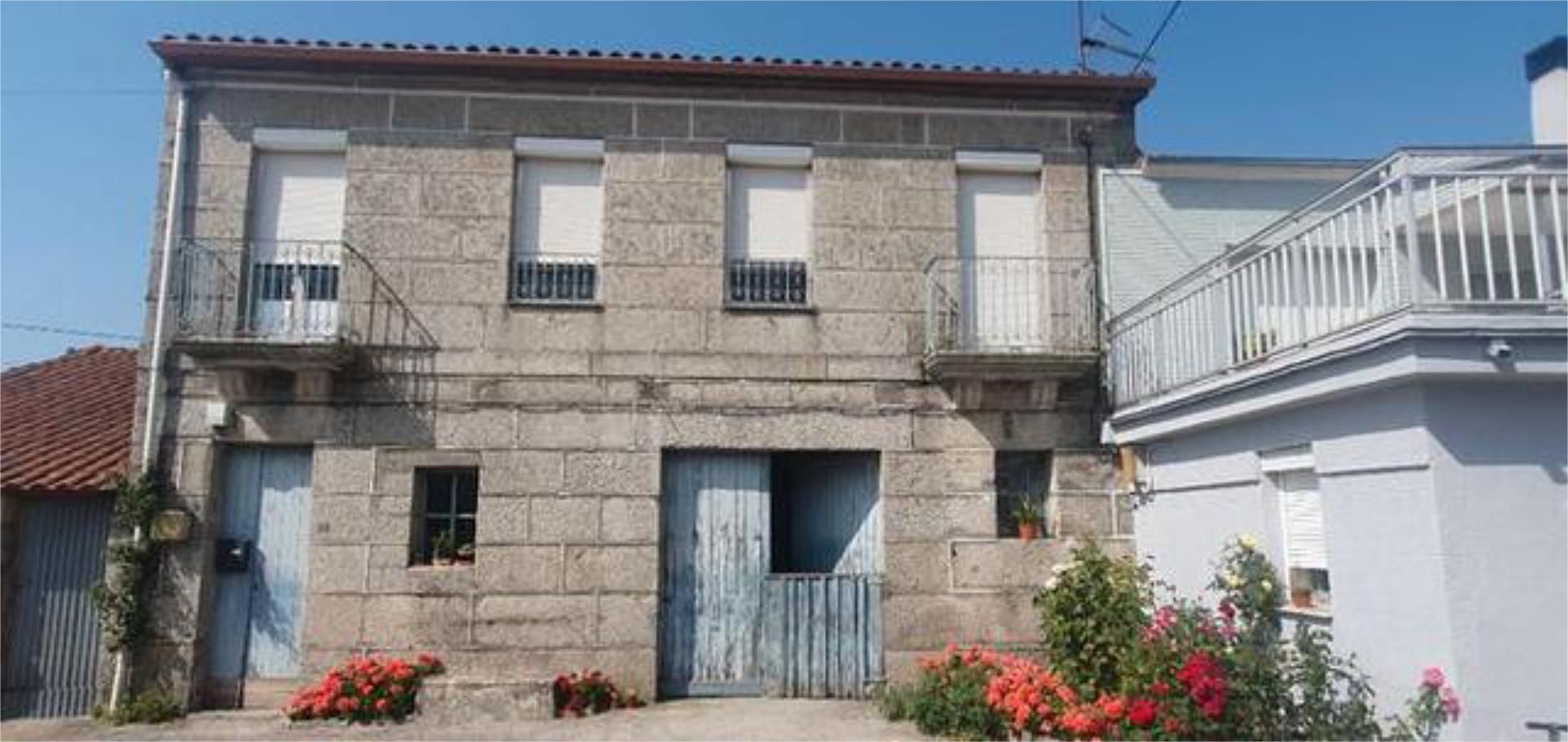 Vista exterior de Casa o xalet en venda en Sandiás amb Jardí privat i Moblat