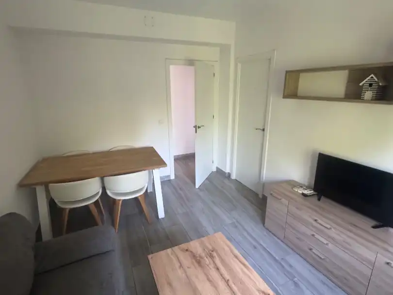 Flat for sale in Avenida de la Reconquista, 18, La Reconquista Living room of Flat for sale in Toledo with Air Conditioner, Heating and Private garden