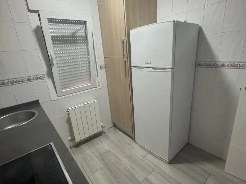 Flat for sale in Avenida de la Reconquista, 18, La Reconquista Kitchen of Flat for sale in Toledo with Air Conditioner, Heating and Private garden