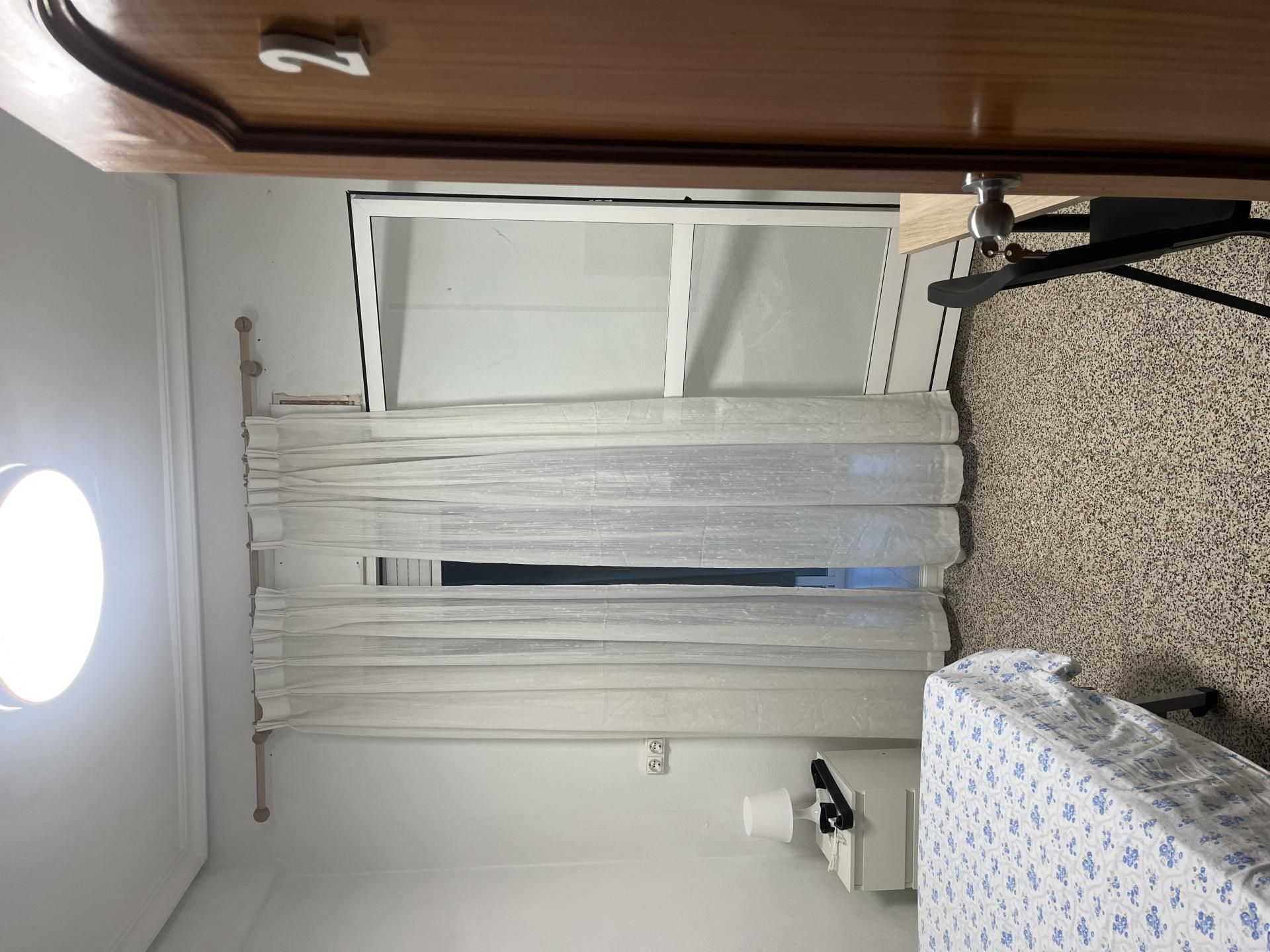 Bedroom of Flat to share in Cartagena  with Parquet flooring, Furnished and Balcony
