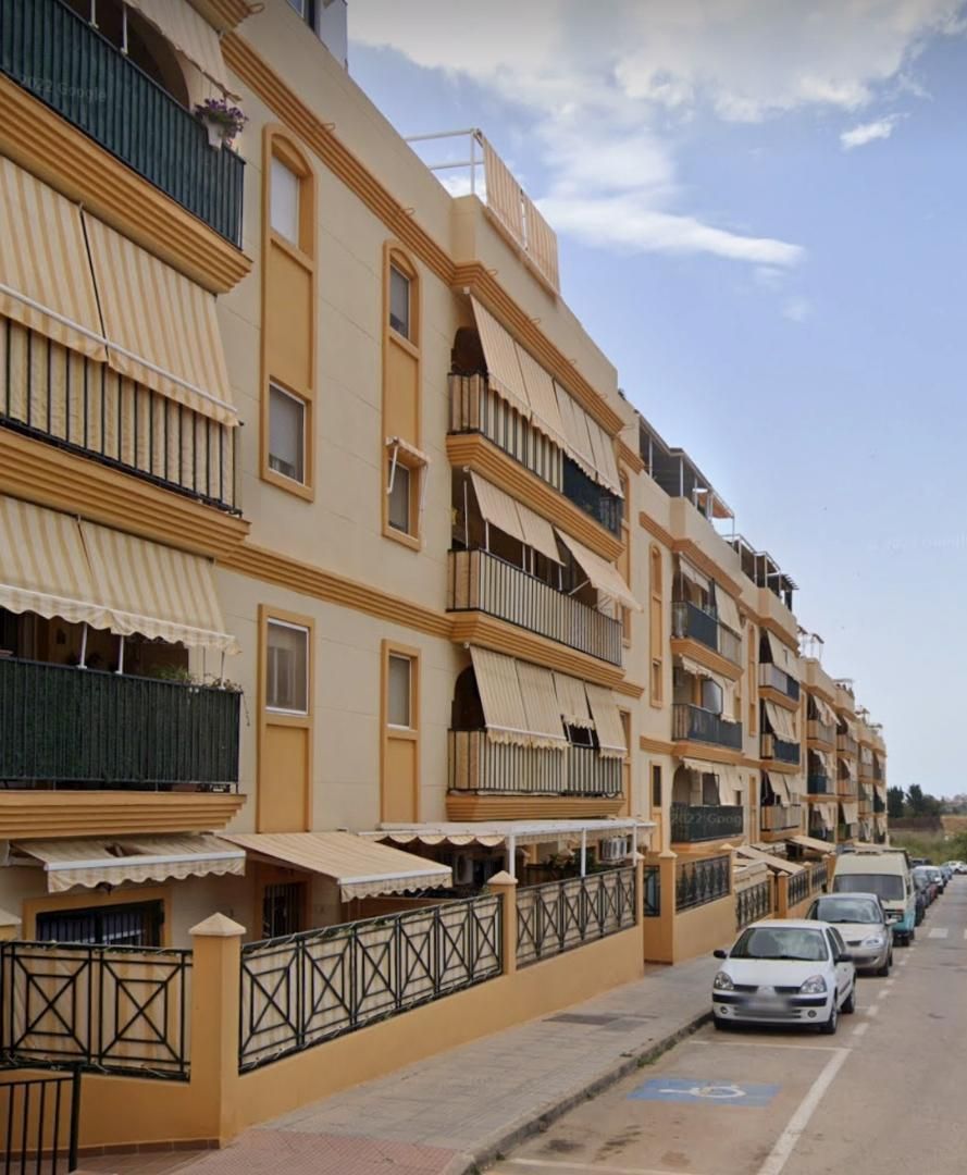 Exterior view of Flat for sale in Vélez-Málaga  with Air Conditioner, Heating and Terrace