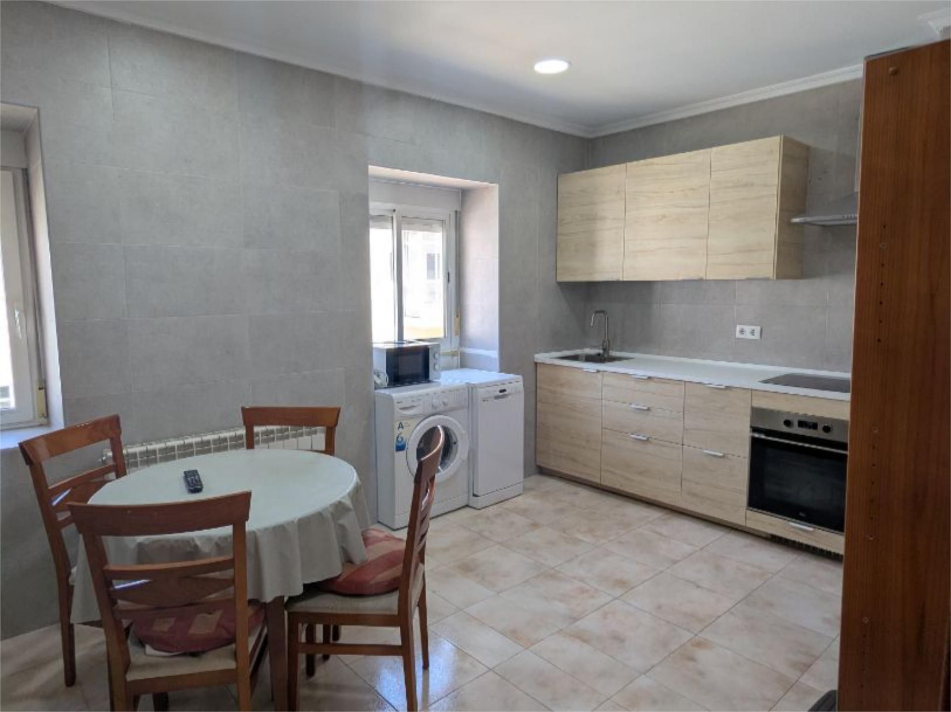 Kitchen of Flat to rent in Cáceres Capital  with Air Conditioner, Heating and Balcony